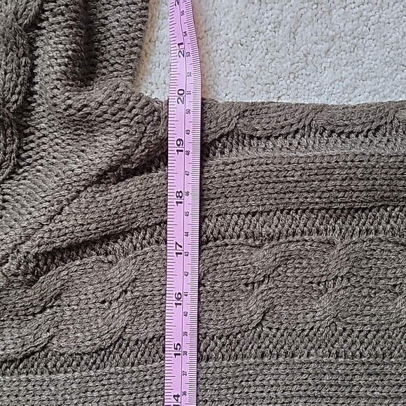 💗 POOF APPAREL LS Sweater Ragged Edge Olive Green L - Picture 10 of 11